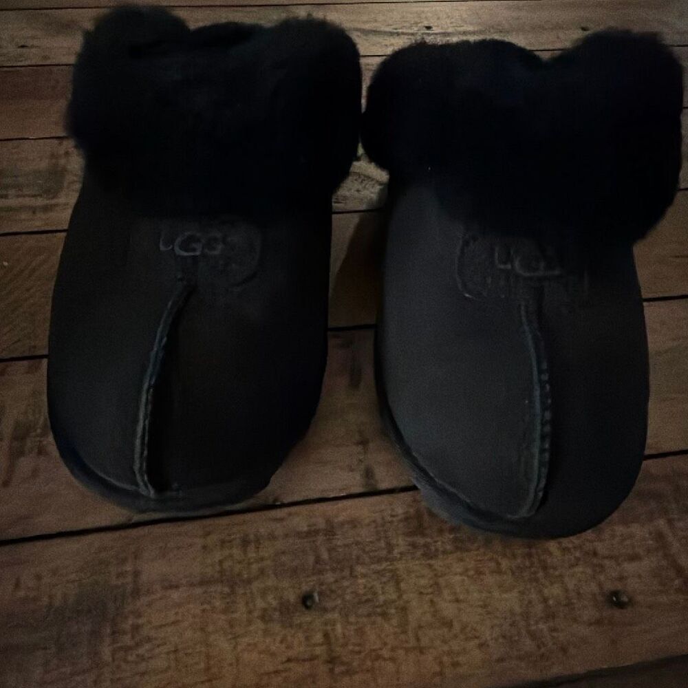 UGG Coquette Slipper Black size 6